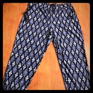 SUPER CUTE JOGGERS WITH POCKETS